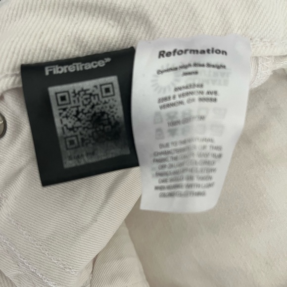 Reformation white jeans size 27, 100% cotton, button fly - Picture 5 of 7